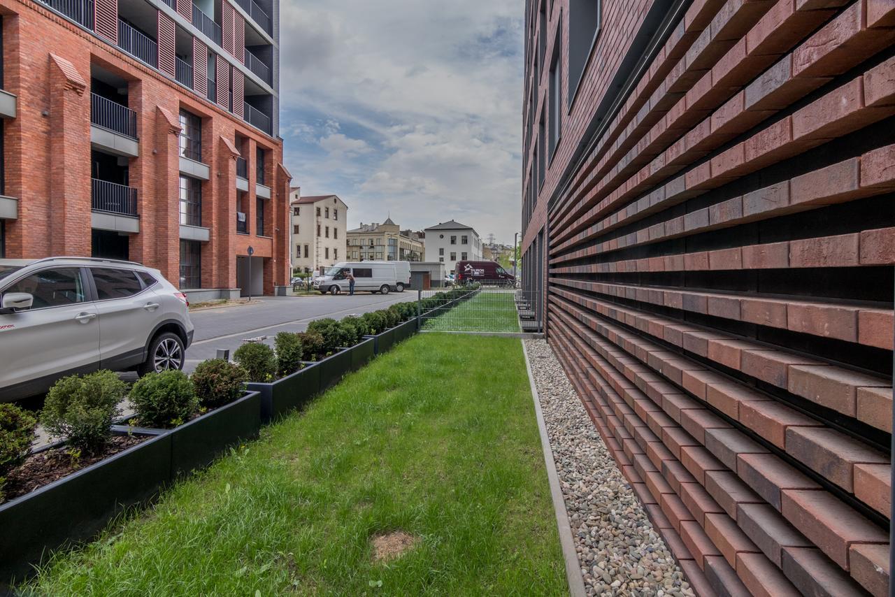 Wawrzynca Apartment With Parking Krasków Exterior foto